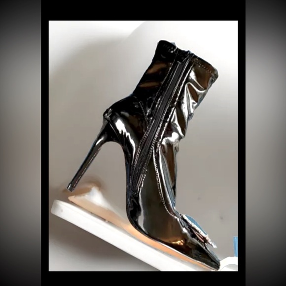 🎥EGO🎥STARLIGHT-E PATIN LEATHER STRETCH STILETTO JEWEL TOE SIDE ZIP ANKLE BOOTS - Picture 3 of 13
